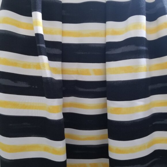 Eva Mendes Flared Skirt, Black & Yellow, size 4 - Picture 8 of 15